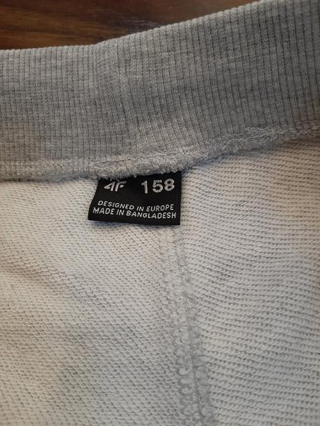 Teplákové kraťasy 4f, 158