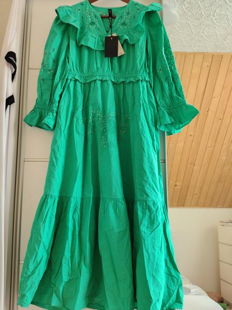 Yas originál luxusné vysivane biobavlna maxisaty, m