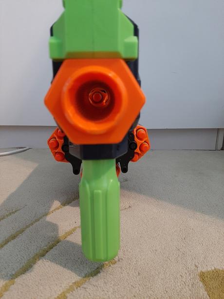 Nerf dominator, 