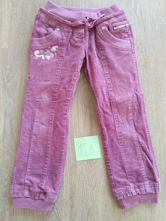 Hrubsie mencestraky, 128