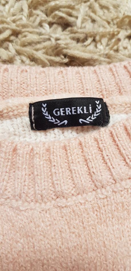 Teplučký svetrik 146/152, 146