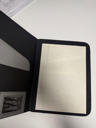 Konferenčné puzdro na dokumenty,