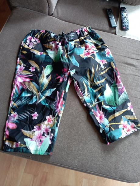 Dámske 3/4 nohavice, xl