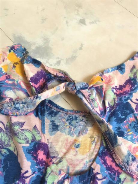 Tričkové šaty, 128