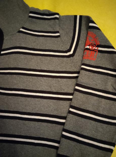 Tenši pulóver veľ. 152, 152