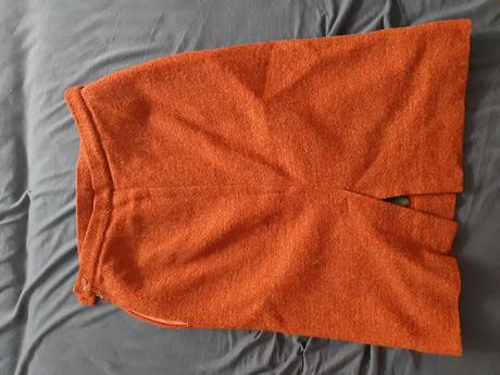 Damska hrubsia sukna, 42