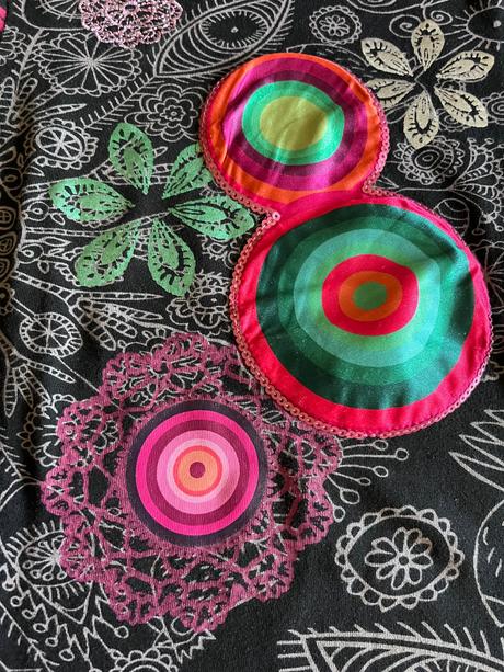 Tričko desigual s mandalami 134/140, desigual,134