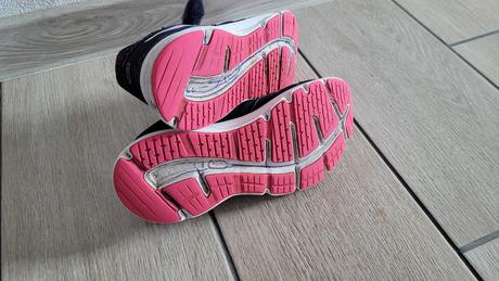 Ľahké penové tenisky na telesnú, 33