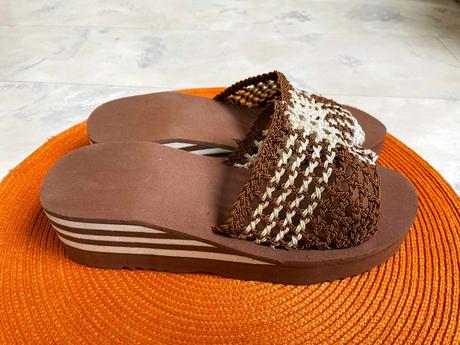 Šlapky na plnej platforme, 38