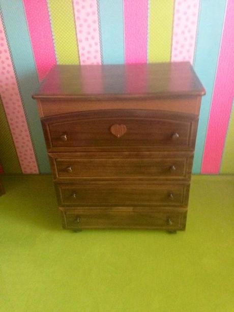 Komoda s vanickou, 