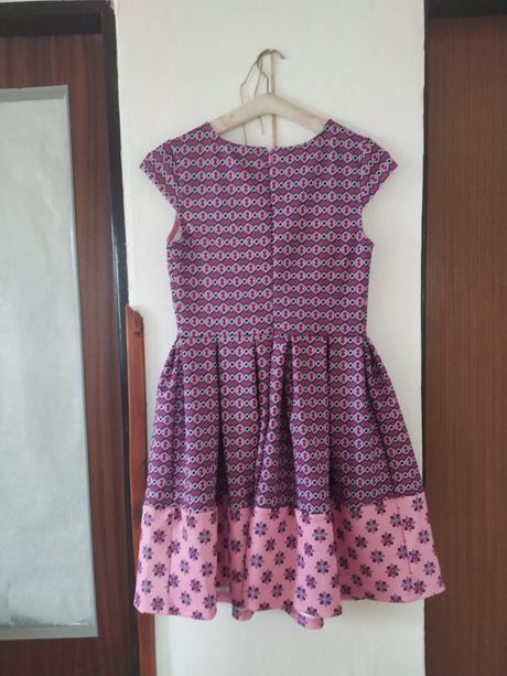 Áčkové šaty, bonprix,38