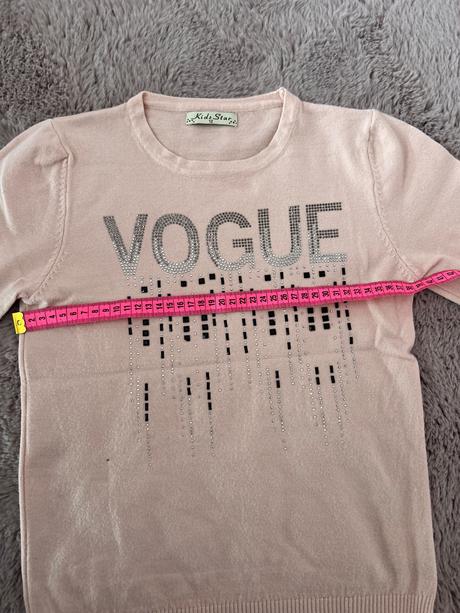 Pekný svetrík, 152