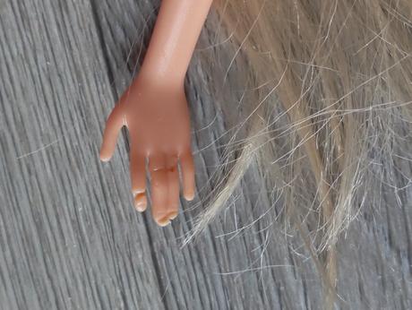 Barbie endless hair kingdom 2015, 