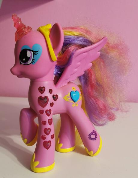 Little pony svietiace, 