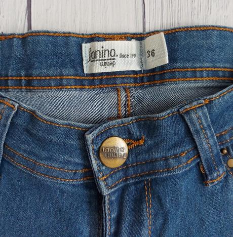 Kraťasy rifľové, raz oblečené, 36