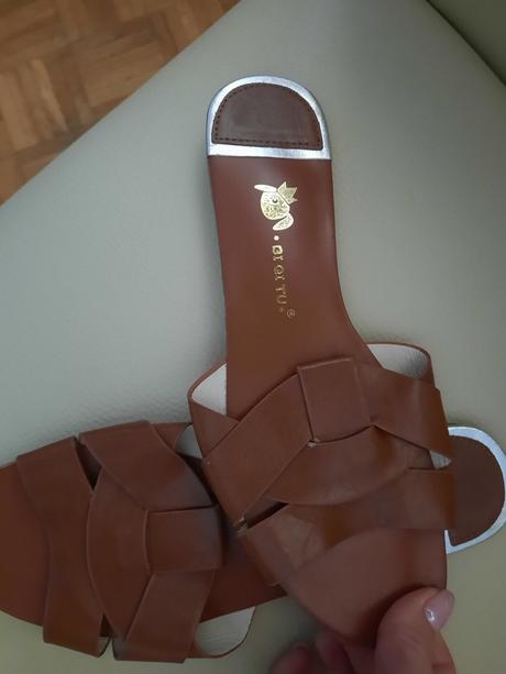 Dámske šľapky, 37