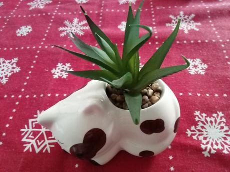 Dekorácia mačička s kvietkom, 