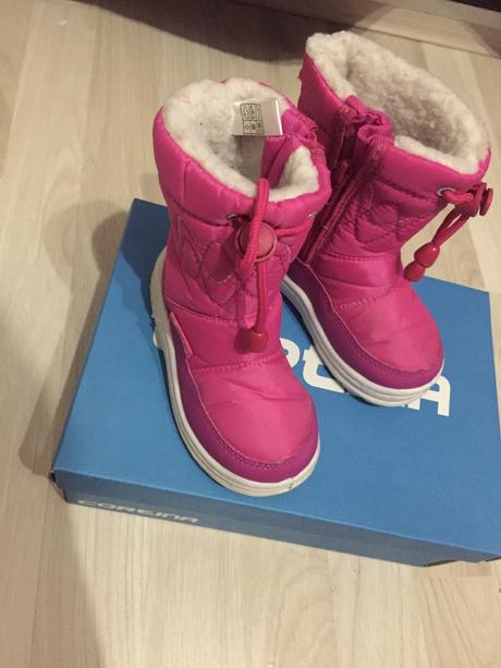 Snehule, deichmann,22