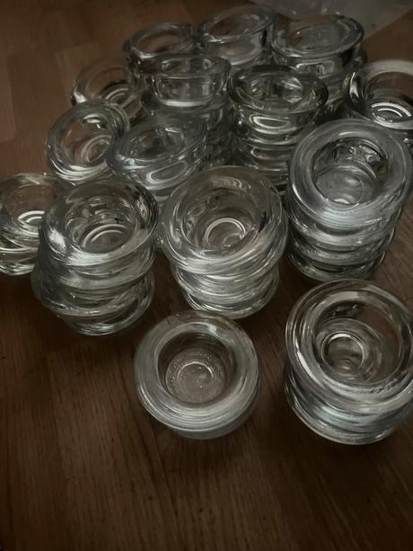 Skleneny svietnik na čajovú sviečku, 