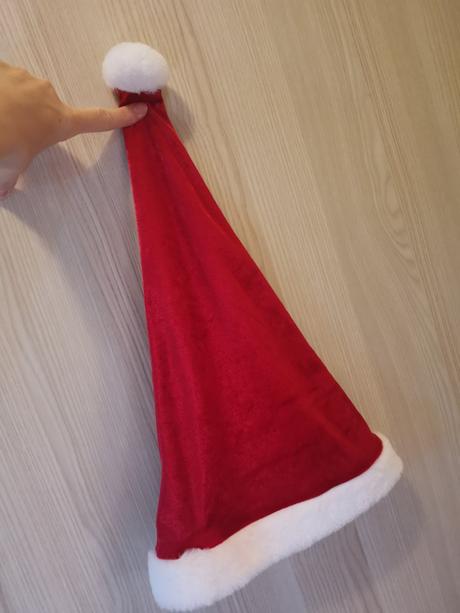 Mikulášsky kostým h&m,