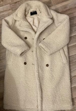 Krásny teddy kabát veľ.l/40, sinsay,l