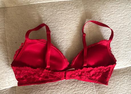 Červená čipkovaná push-up podprsenka, 75 a, takko,75a