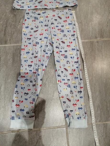 Pyžamko autíčka v98-104,čistá bavlna, hrubšie, 98