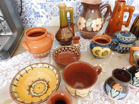 Keramika  farebná rozna, 