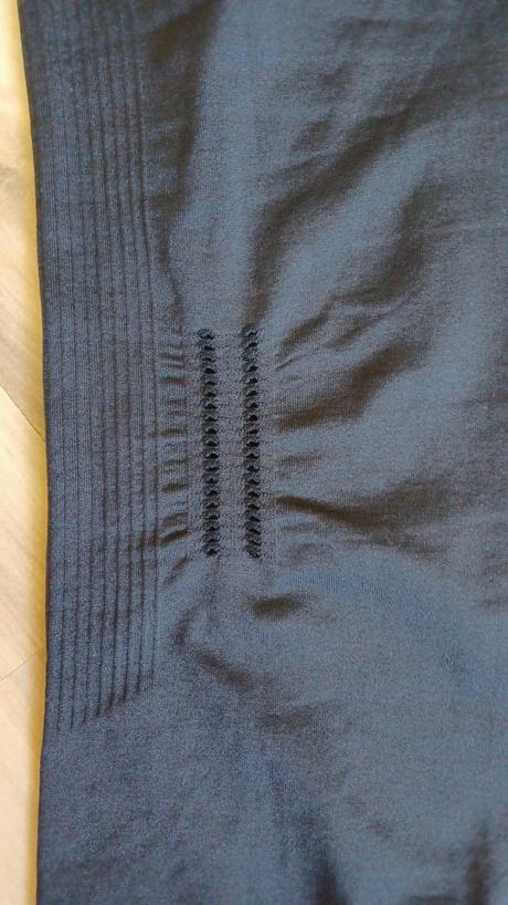 Čierne legíny, crivit,s