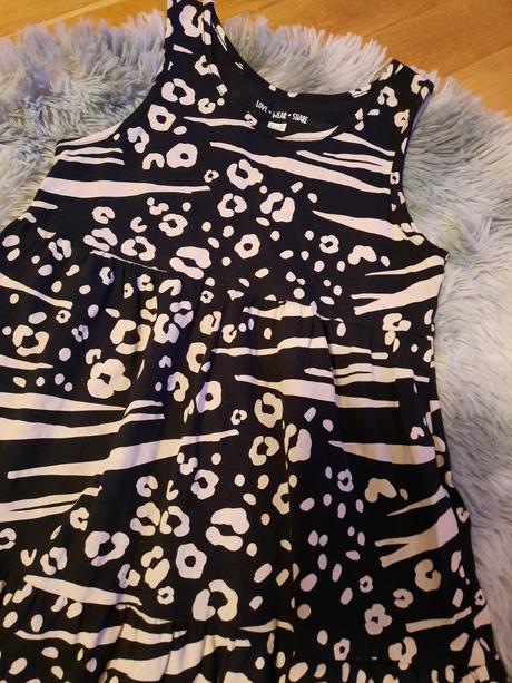 Super šatočky, f&f,140