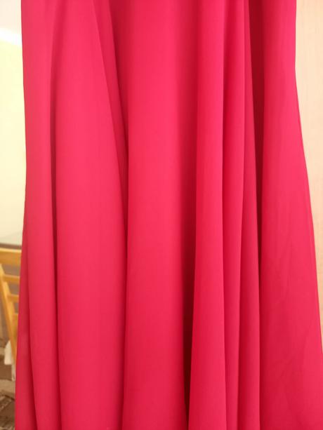 Dievčenské šaty, 146