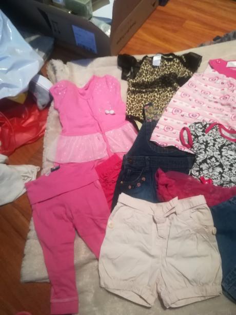 Balik dievča veľ. 74-80 už aj s poštou 24 ks, 68–80