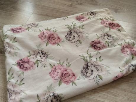 Kvietkovaná dečka, 