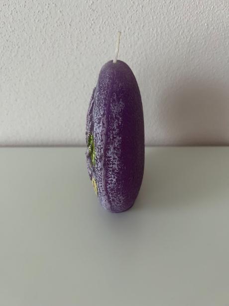 Levanduľová sviečka, 