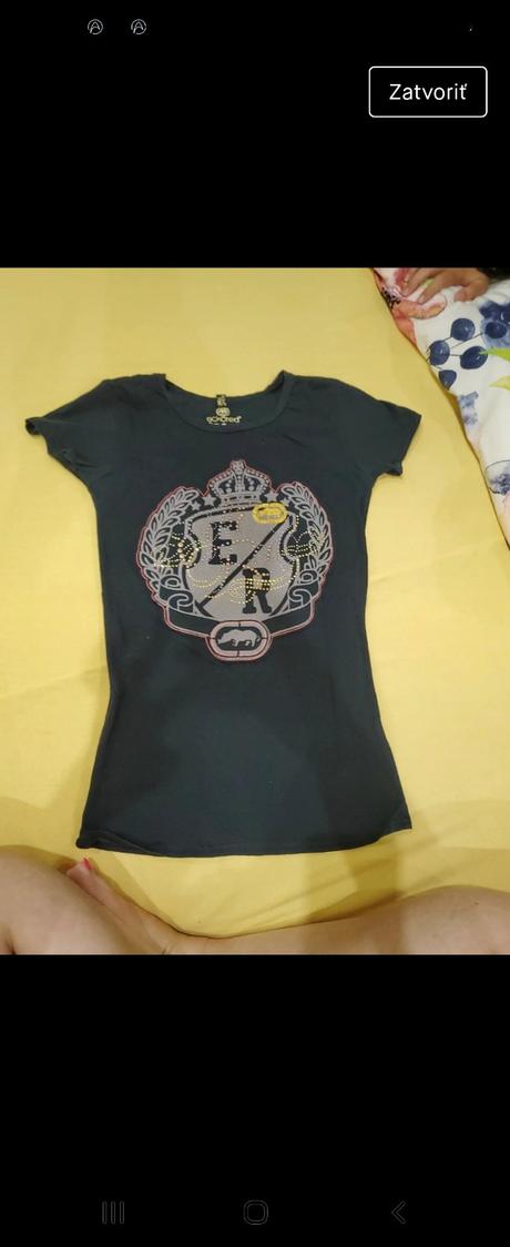 Balík oblečenia pre nenáročnú ženu, m