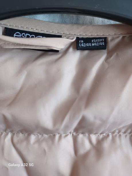 Vesta esmara, esmara,42 / 44