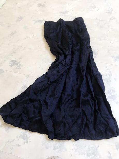 Letná vykrčená sukňa, l