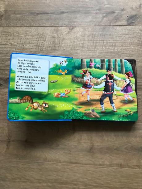 Knižka ľudové pesničky s puzzlami, 