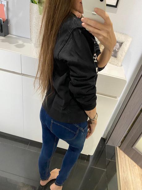 Mikina s nadpisom, s