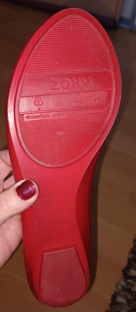 Cervene vonave baleriny zaxy 38, zaxy,38