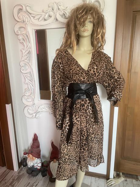 Trendy saty bohoo, 48