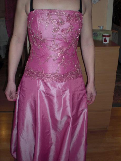 Plesové šaty, 36