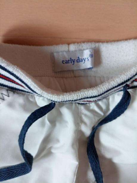 Nohavice na 6-12 mesiacov, early days,74