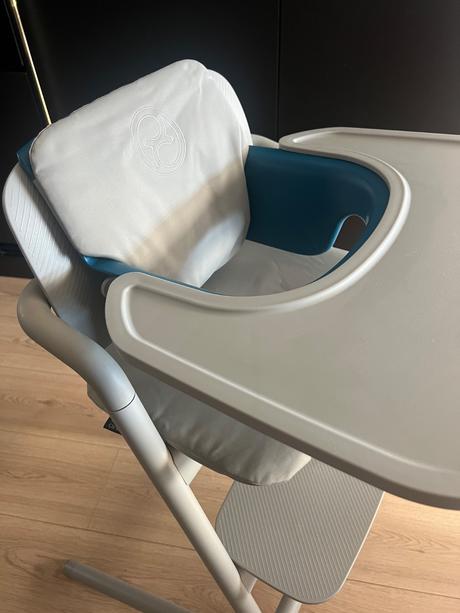 Rastúca detska stolička cybex,