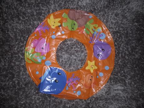 Koleška  na  plávanie, 