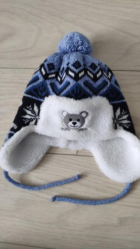 Veľmi teplá čiapka, 104