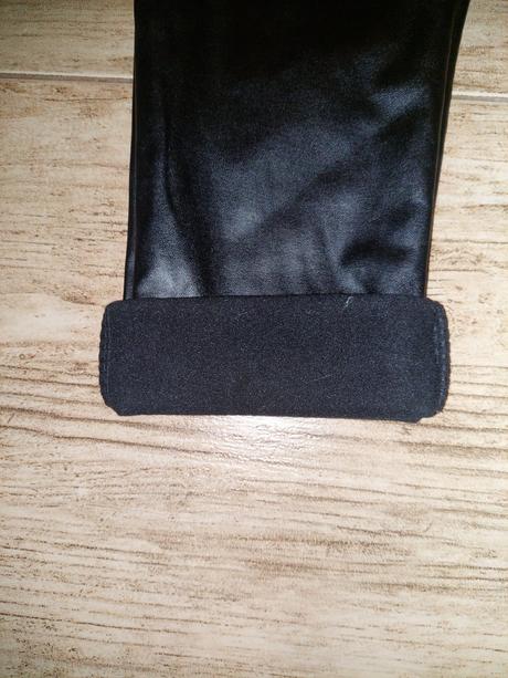 Leginy koženkové, s