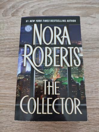 The collector en - nora roberts, 