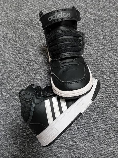 Botasky adidas, adidas,23