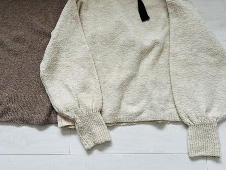 Dva teple pulovre, stradivarius,s